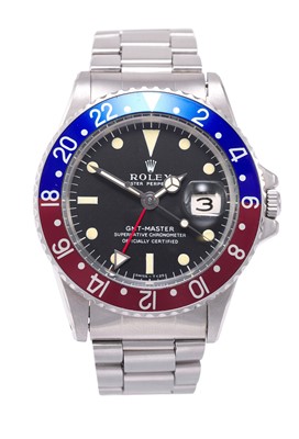 Lot 2225 - Rolex: A Stainless Steel Automatic Calendar...