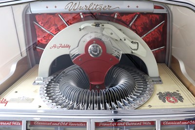 Lot 93 - A Classic Wurlitzer Model 1800 Jukebox