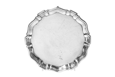 Lot 200 - An Elizabeth II Silver Waiter