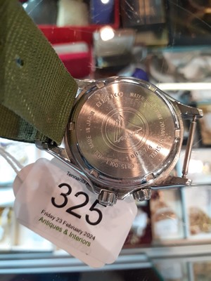 Lot 325 - A Seiko Automatic Green Dial Wristwatch