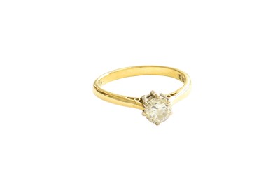 Lot 363 - An 18 Carat Gold Diamond Solitaire Ring, the...