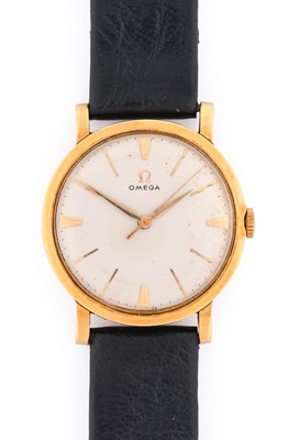 Lot 2352 - Omega: An 18 Carat Gold Centre Seconds...