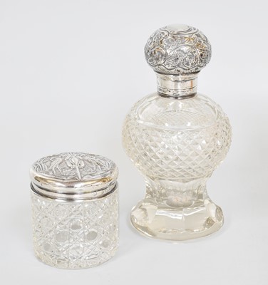 Lot 109 - An Edward VII Silver-Mounted Cut-Glass...