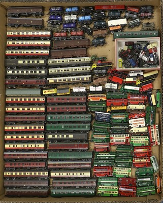 Lot 3215 - Various Manufacturers N Gauge A Collection Of Assorted British Outline Coaches