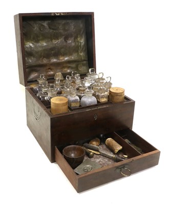 Lot 205 - Apothecary Set