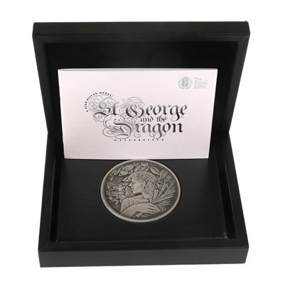 Lot 395 - Royal Mint, St. George and The Dragon...