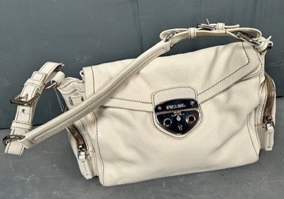 Lot Prada Cream Leather Shoulder Bag, with zipped...