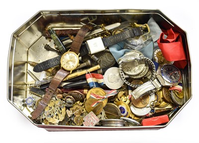 Lot 465 - A Box of Collectables and Pen, including...