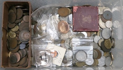 Lot 268 - A Collection of British and World Coins;...