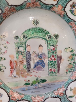 Lot 36 - ~ A Chinese Porcelain "Arbour" Plate, early...
