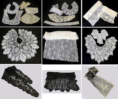 Lot 2083 - Assorted Early 20th Century Lace comprising a...