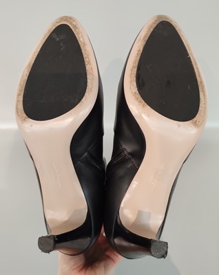 Lot 1003 - Pair of Salvatore Ferragamo 'Foliba' Black...