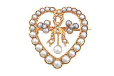 Lot 2126 - A Victorian Split Pearl and Diamond Brooch the...