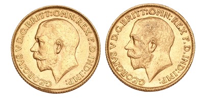 Lot 236 - 2x George V, Sovereigns, 1912 and 1913; both...