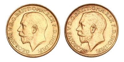 Lot 234 - 2x George V Sovereigns, 1912 and 1913; near...