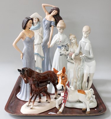 Lot 167 - 20th Century Ceramics, including Lladro,...