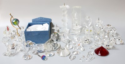 Lot 314 - Swarovski and other glass animals, etc