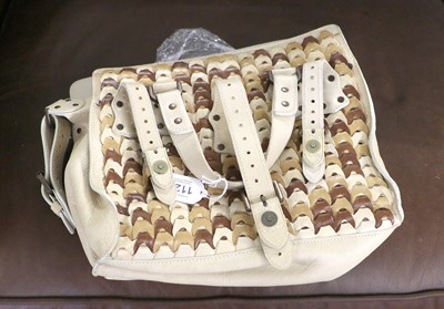 Lot 1126 - Mulberry Roxanne Cream Leather Handbag, with a...