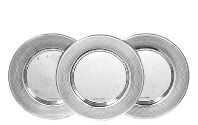 Lot 2283 - A Set of Three George VI Silver Plates