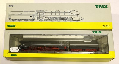 Lot 3361 - Trix HO Gauge 22705 BR10 4-6-2 DB 10001 Streamlined Locomotive