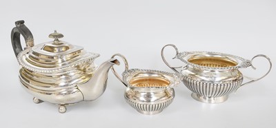 Lot 115 - An Edward VIII Silver Teapot, by Jay, Richard...