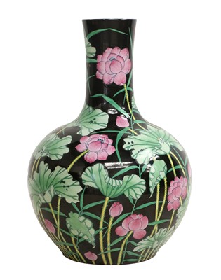 Lot 288 - A Large Chinese Porcelain Bottle Vase, 20th...