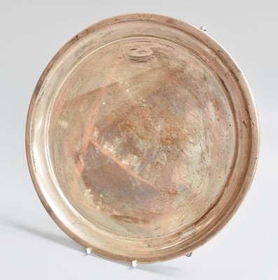 Lot 15 - A George V Silver Salver, by Joseph Gloster...