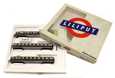 Lot 3267 - Liliput HO Gauge 12602 SVT137 Three Car Set DRG