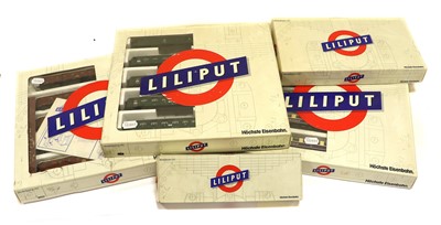 Lot 3274 - Liliput HO Gauge Rolling Stock Sets