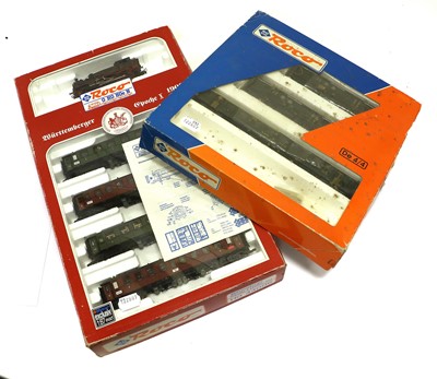 Lot 3321 - Roco HO Gauge De4/4 Set