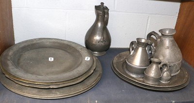 Lot 206 - A Collection of 18th and 19th Century Pewter,...