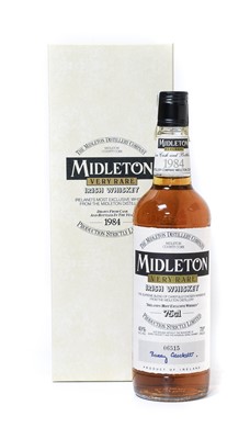 Lot 195 - Midleton 1984 Very Rare Irish Whiskey, bottle...