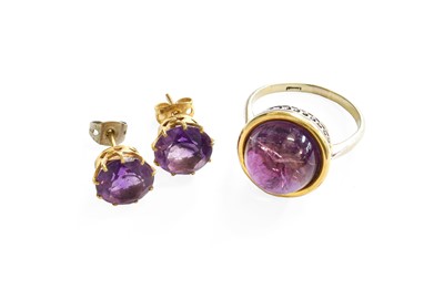 Lot 75 - An Amethyst Ring, the round cabochon amethyst...