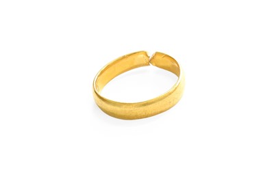 Lot 69 - A 22 Carat Gold Band Ring, band cut