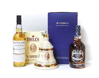 Lot 131 - Chivas 18 Year Old Gold Signature Blended...