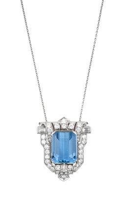 Lot 2262 - An Early 20th Century Aquamarine and Diamond...