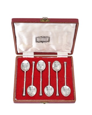 Lot 2302 - A Set of Six George V Silver Coffee-Spoons