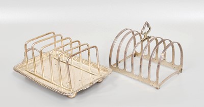 Lot 121 - A George V Silver Six-Bar Toastrack, by Thomas...