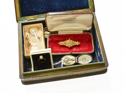 Lot 455 - A Small Quantity of Jewellery, including a 9...