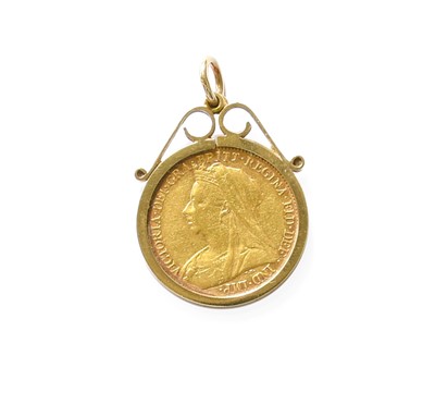 Lot 421 - A Half Sovereign Pendant, dated 1901, in 9...