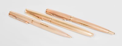 Lot 120 - An Elizabeth II Gold Ball-Point Pen and...