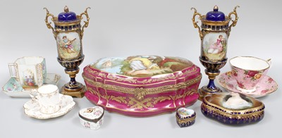 Lot 335 - A Vienna Style Porcelain Table Casket, 20th...