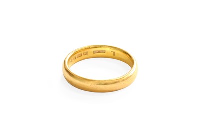 Lot 42 - A 22 Carat Gold Band Ring, finger size Q