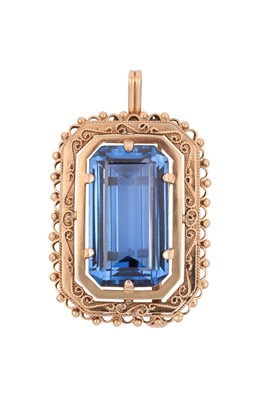 Lot 2198 - A Blue Synthetic Spinel Brooch/Pendant the...