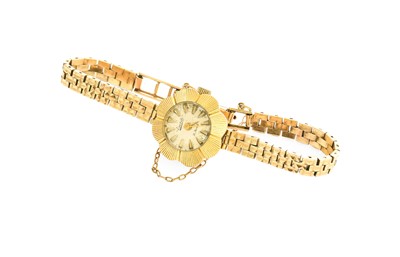 Lot 30 - A Lady's 9 Carat Gold Everite Wristwatch
