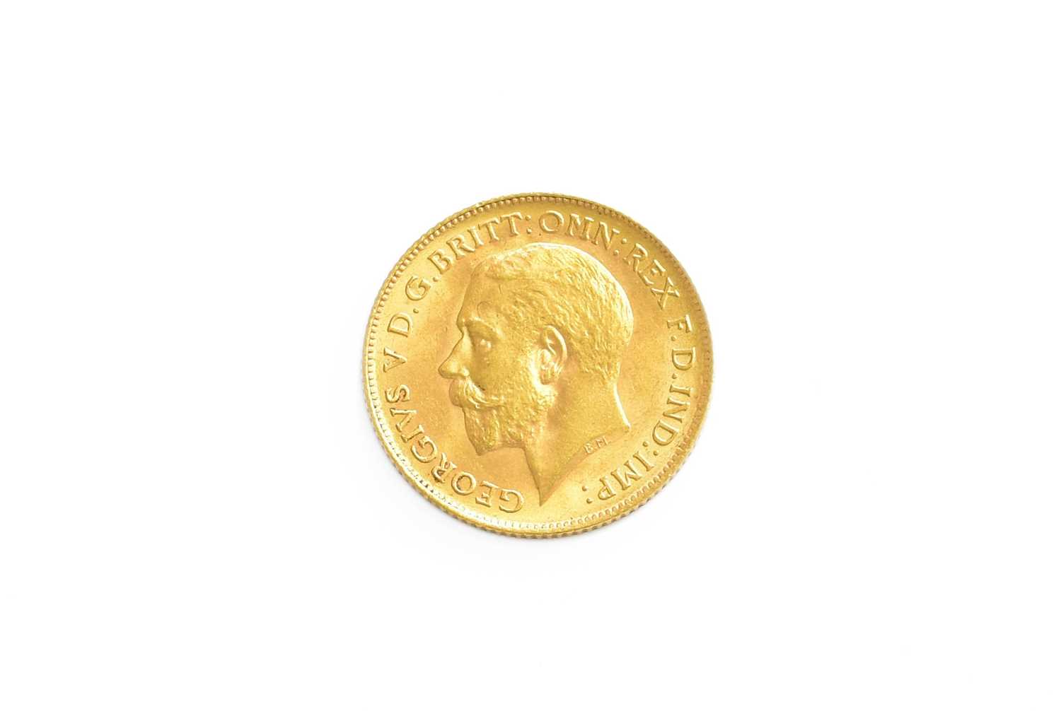 Lot 26 - George V, Half Sovereign 1914; extremely fine...