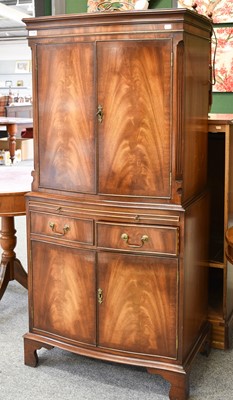 Lot 1108 - A Reproduction Georgian Style Flame Mahogany...