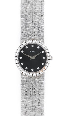 Lot 2162 - Piaget: A Lady's 18 Carat White Gold Diamond...