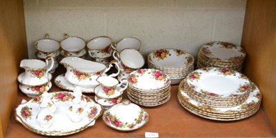 Lot 298 - Royal Albert 'Old Country Roses' tea and dinner ware