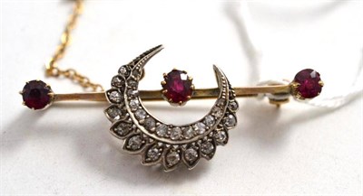 Lot 308 - A diamond crescent brooch